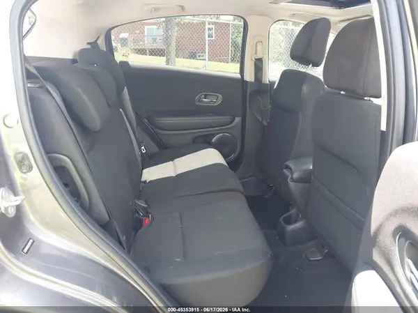 3CZRU6H52JG707705 2018 HONDA HR-V - Image 8