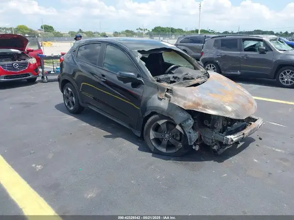 3CZRU6H52JG712564 2018 HONDA HR-V - Image 1
