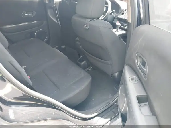 3CZRU6H52JG712564 2018 HONDA HR-V - Image 8