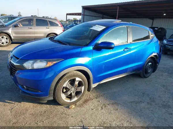 3CZRU6H52JG716811 2018 HONDA HR-V - Image 2
