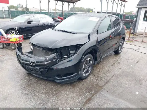 3CZRU6H52JG721930 2018 HONDA HR-V - Image 2