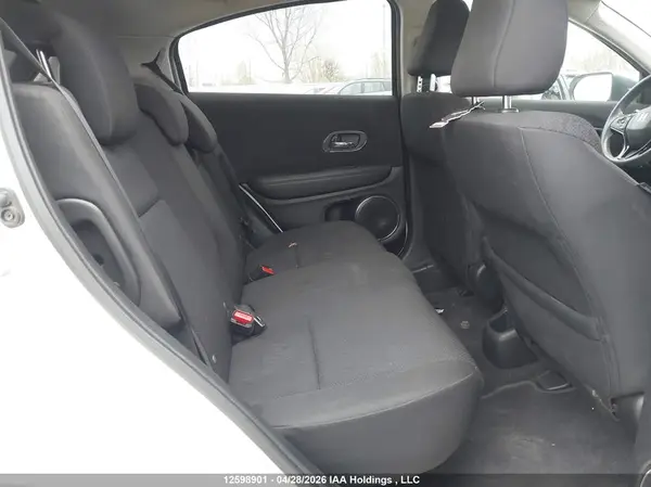 3CZRU6H52JM100348 2018 HONDA HR-V - Image 8