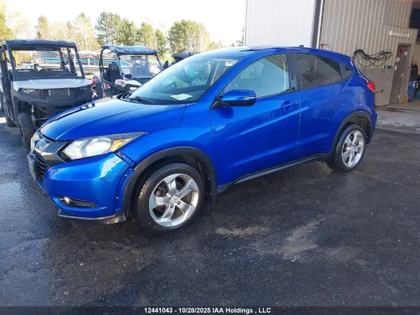 3CZRU6H52JM102830 2018 HONDA HR-V - Image 2