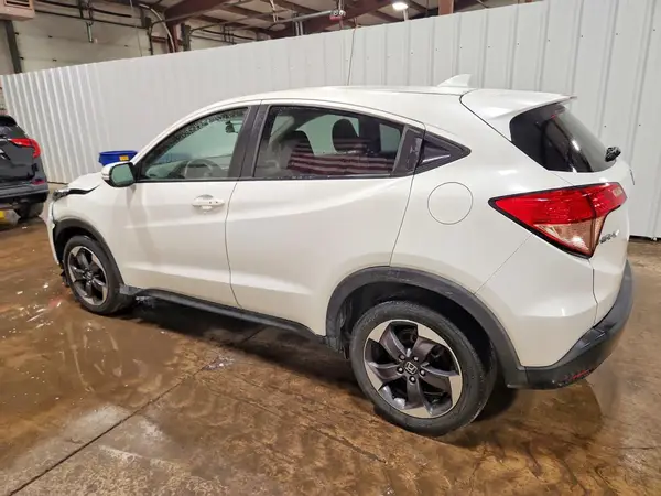 3CZRU6H52JM700772 2018 HONDA HR-V - Image 2