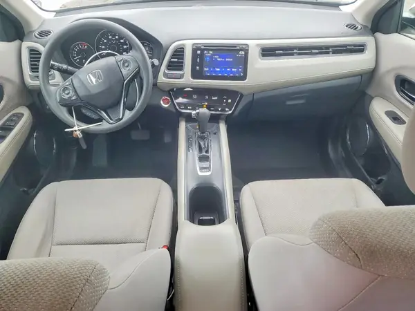 3CZRU6H52JM700772 2018 HONDA HR-V - Image 8