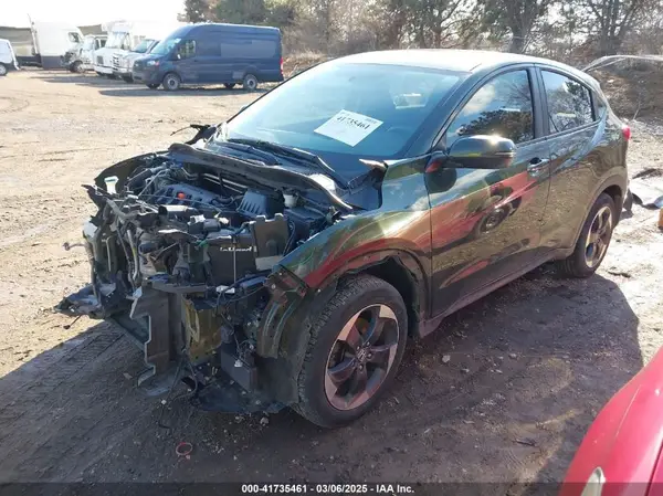 3CZRU6H52JM704644 2018 HONDA HR-V - Image 2