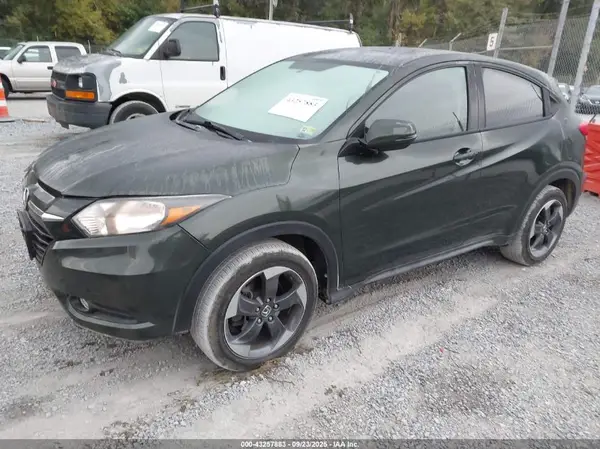 3CZRU6H52JM706653 2018 HONDA HR-V - Image 2