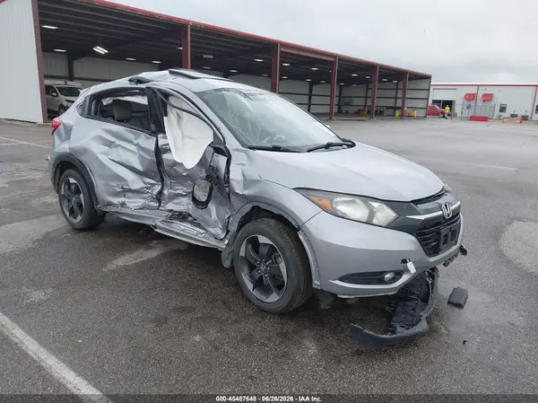 3CZRU6H52JM718592 2018 HONDA HR-V - Image 1