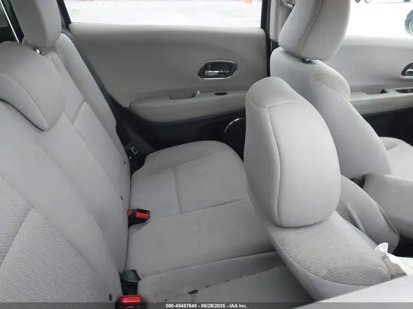 3CZRU6H52JM718592 2018 HONDA HR-V - Image 8