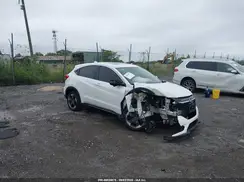 3CZRU6H52JM719676 2018 HONDA HR-V