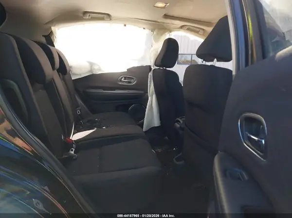3CZRU6H52JM720181 2018 HONDA HR-V - Image 8