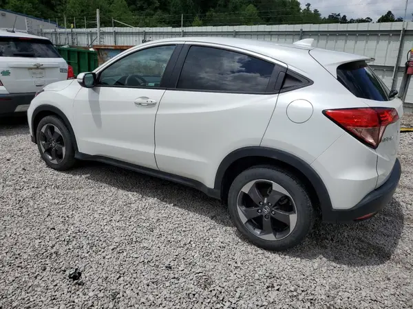 3CZRU6H52JM723646 2018 HONDA HR-V - Image 2