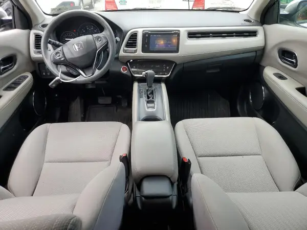 3CZRU6H52JM723646 2018 HONDA HR-V - Image 8