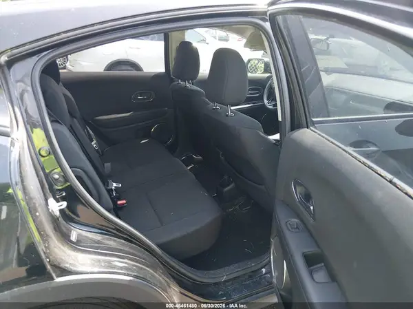 3CZRU6H52JM726207 2018 HONDA HR-V - Image 8