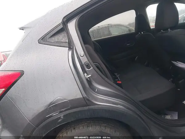 3CZRU6H52JM727177 2018 HONDA HR-V - Image 8