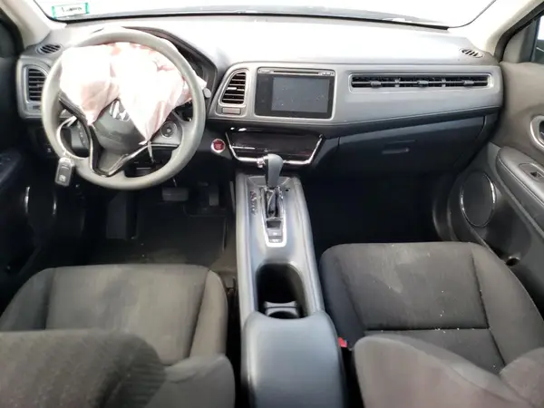 3CZRU6H52JM730841 2018 HONDA HR-V - Image 8