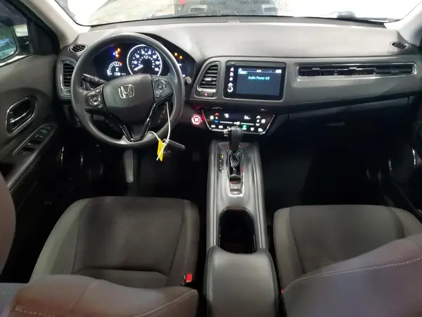 3CZRU6H52KM703902 2019 HONDA HR-V - Image 8