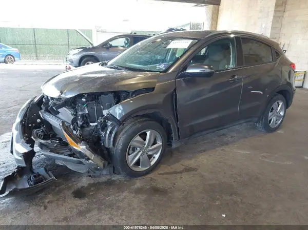 3CZRU6H52KM725219 2019 HONDA HR-V - Image 2