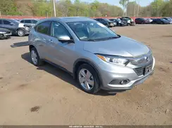 3CZRU6H52KM732946 2019 HONDA HR-V