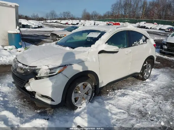 3CZRU6H52KM737080 2019 HONDA HR-V - Image 2