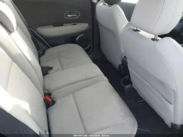 3CZRU6H52KM737080 2019 HONDA HR-V - Image 8