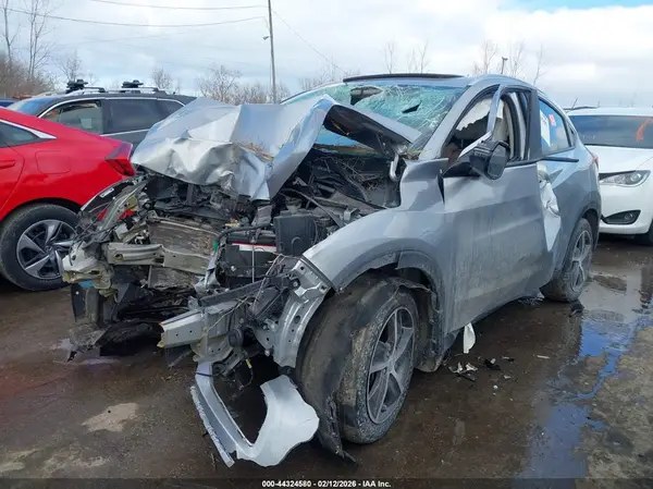 3CZRU6H52MM721870 2021 HONDA HR-V - Image 2