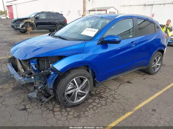 3CZRU6H52MM733615 2021 HONDA HR-V - Image 2