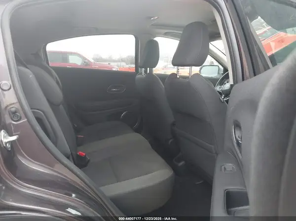 3CZRU6H52MM735039 2021 HONDA HR-V - Image 8