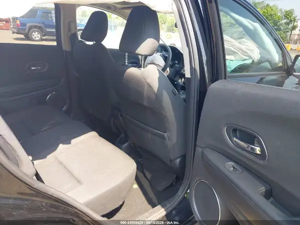 3CZRU6H52NM750965 2022 HONDA HR-V - Image 8