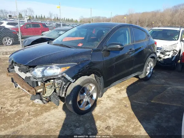 3CZRU6H53GM715130 2016 HONDA HR-V - Image 2