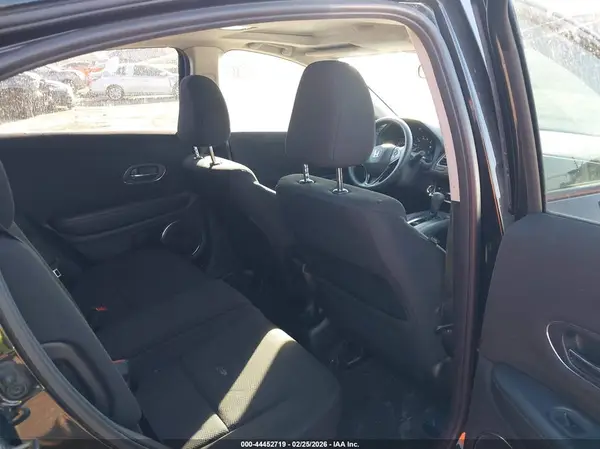3CZRU6H53GM715130 2016 HONDA HR-V - Image 8