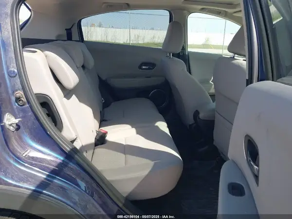 3CZRU6H53GM715239 2016 HONDA HR-V - Image 8