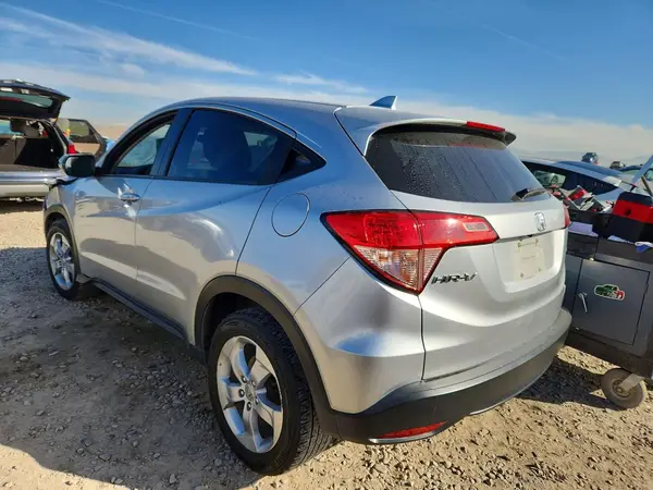 3CZRU6H53GM720568 2016 HONDA HR-V - Image 2