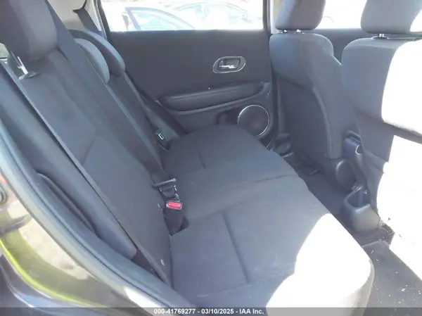 3CZRU6H53GM741811 2016 HONDA HR-V - Image 8