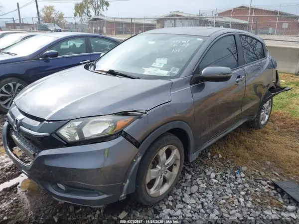3CZRU6H53GM744644 2016 HONDA HR-V - Image 2