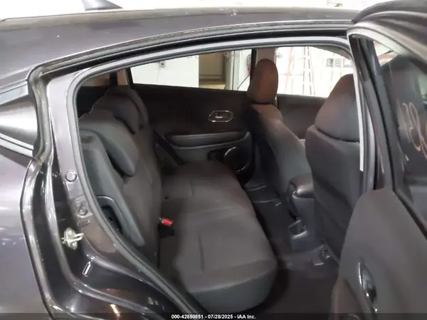 3CZRU6H53GM750394 2016 HONDA HR-V - Image 8