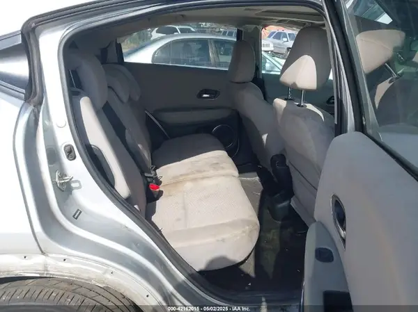 3CZRU6H53GM760150 2016 HONDA HR-V - Image 8