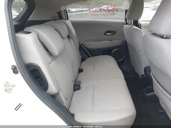 3CZRU6H53GM765221 2016 HONDA HR-V - Image 8