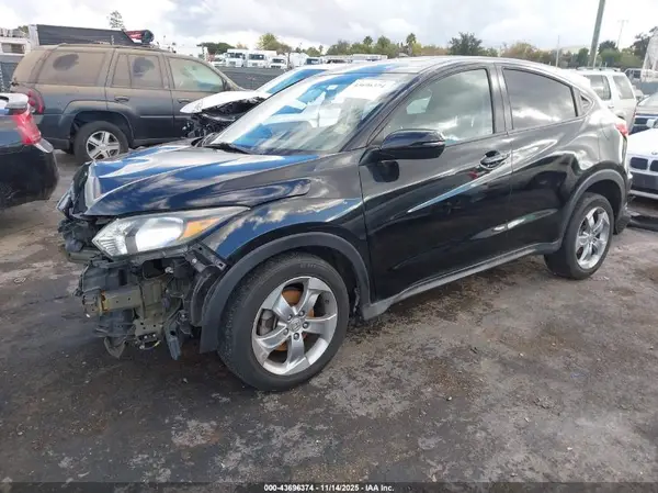 3CZRU6H53GM768751 2016 HONDA HR-V - Image 2