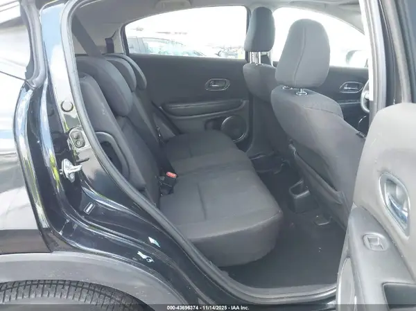3CZRU6H53GM768751 2016 HONDA HR-V - Image 8