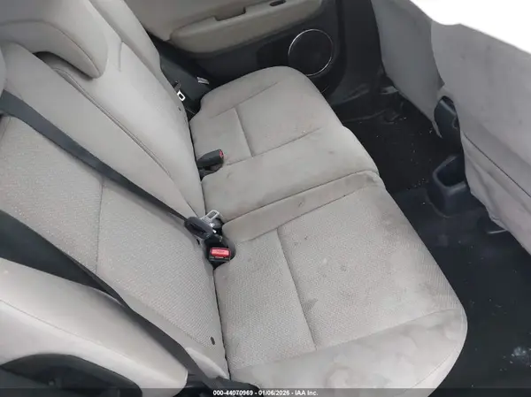 3CZRU6H53HG702118 2017 HONDA HR-V - Image 8