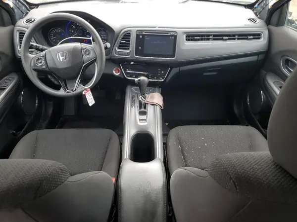 3CZRU6H53HG706590 2017 HONDA HR-V - Image 8