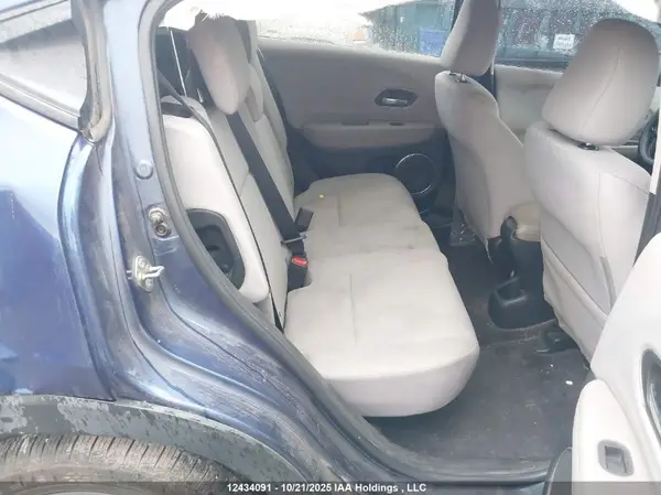3CZRU6H53HM105018 2017 HONDA HR-V - Image 8