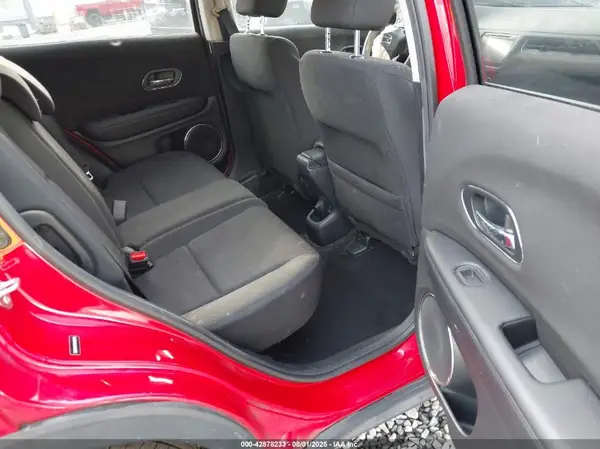 3CZRU6H53HM708759 2017 HONDA HR-V - Image 8