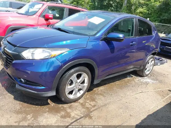 3CZRU6H53HM712908 2017 HONDA HR-V - Image 2
