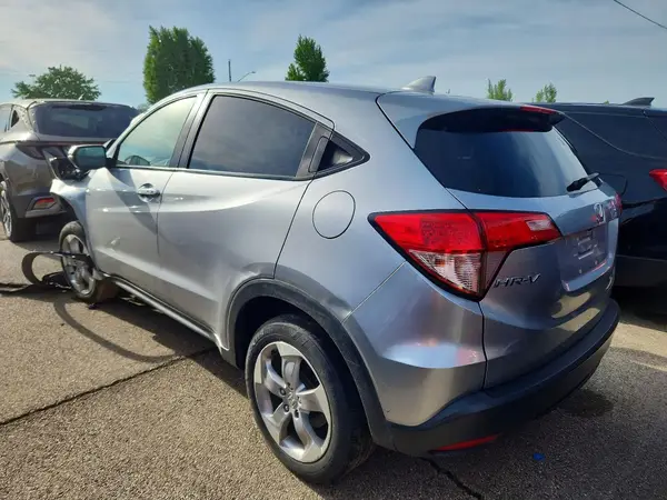 3CZRU6H53HM714447 2017 HONDA HR-V - Image 2
