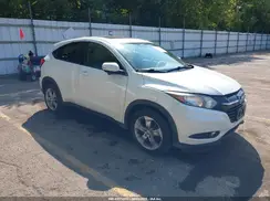 3CZRU6H53HM720832 2017 HONDA HR-V