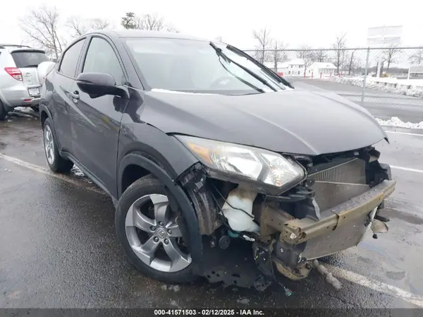 3CZRU6H53HM725027 2017 HONDA HR-V - Image 1
