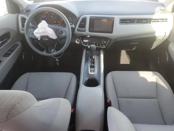 3CZRU6H53HM727330 2017 HONDA HR-V - Image 8