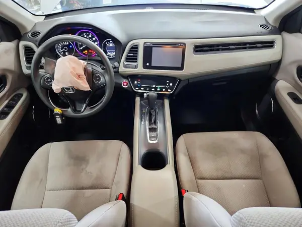 3CZRU6H53HM727666 2017 HONDA HR-V - Image 8